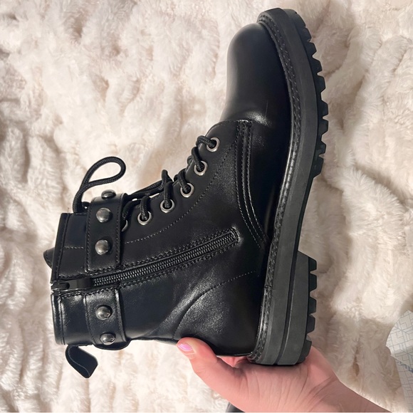 Chunky black boots - Picture 10 of 10